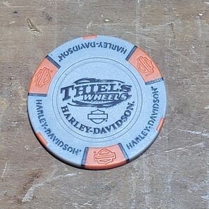 Harley-Davidson Poker Chip - Thiel's Wheels Upper Sandusky Ohio Gray Orange